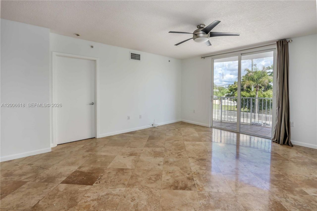 1555 N Treasure Dr, Unit 206, North Bay Village, FL 33141 Photo