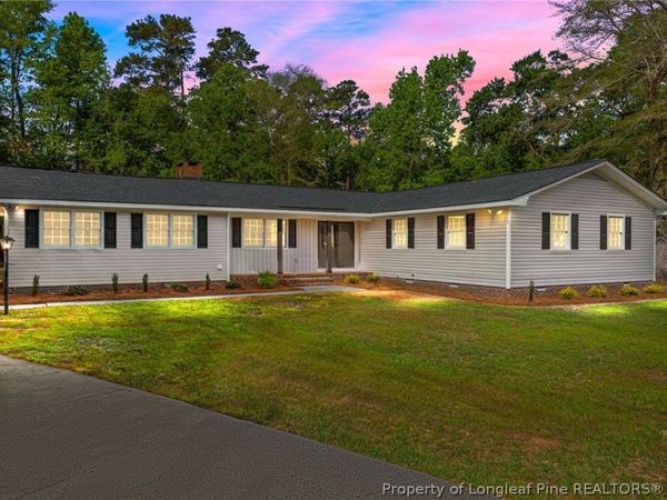353 Happy Valley Road, Elizabethtown, NC 28337