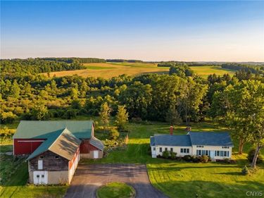 3251 Rose Hill Road , Skaneateles, NY 13152