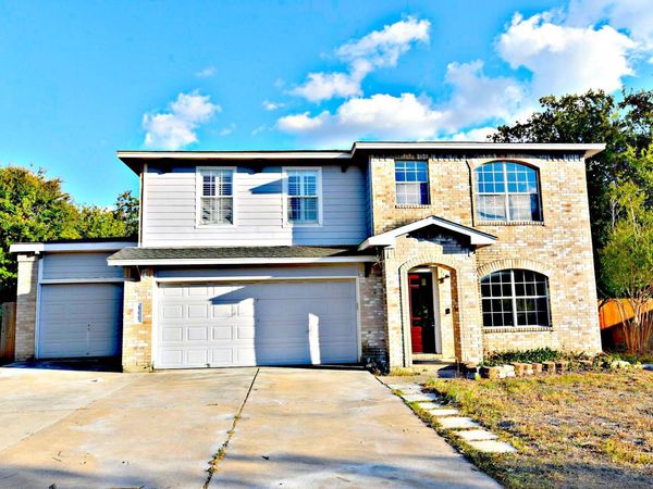 511 Cripple Creek RD , Cedar Park, TX 78613
