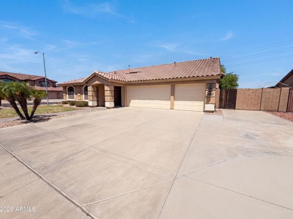 5024 W SIESTA Way, Laveen, AZ 85339