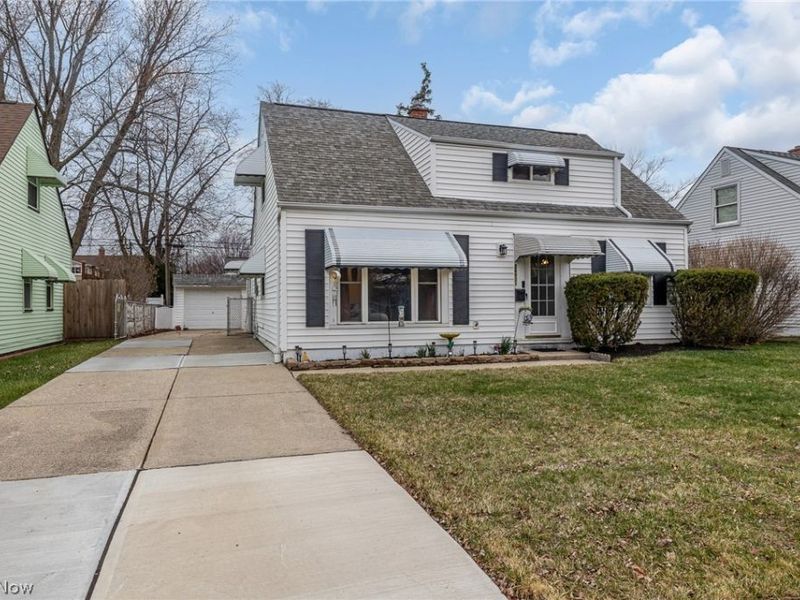 26901 Farringdon Avenue , Euclid, OH 44132 Photo 2