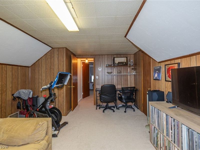 26901 Farringdon Avenue , Euclid, OH 44132 Photo 21