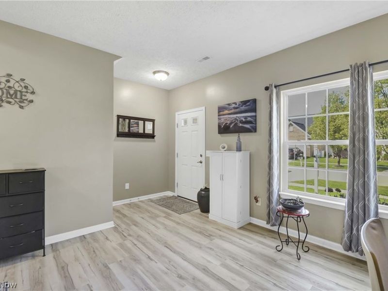 38479 Foxglen Avenue , Avon, OH 44011 Photo 10