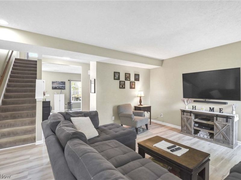 38479 Foxglen Avenue , Avon, OH 44011 Photo 15