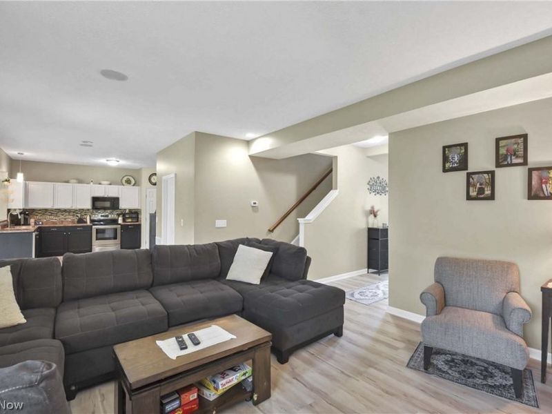 38479 Foxglen Avenue , Avon, OH 44011 Photo 16