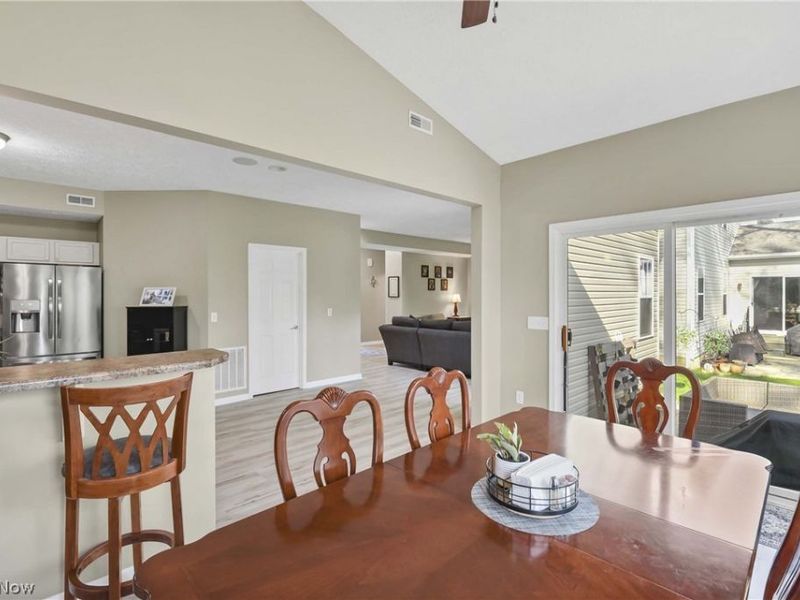 38479 Foxglen Avenue , Avon, OH 44011 Photo 23