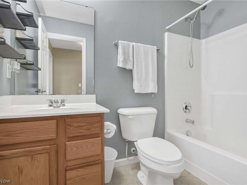 38479 Foxglen Avenue , Avon, OH 44011 Photo 30