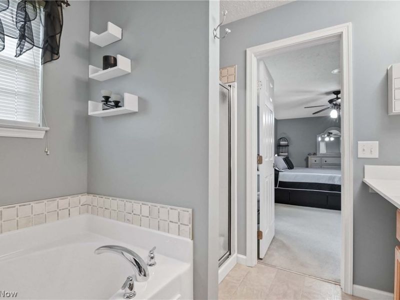 38479 Foxglen Avenue , Avon, OH 44011 Photo 36