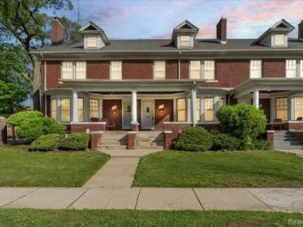 8016 3rd Avenue, Unit 23, Detroit, MI 48202