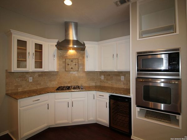 12802 Aqua Valley, Helotes, TX 78023