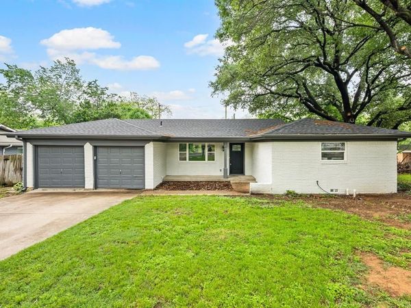 716 Norwood Drive , Hurst, TX 76053