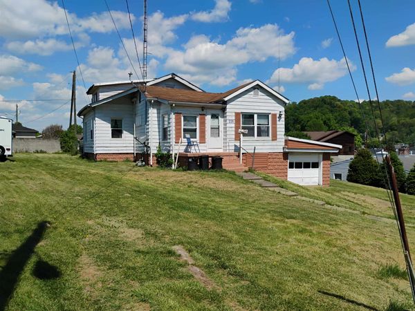 225 ROSE STREET, IRONTON, OH 45638