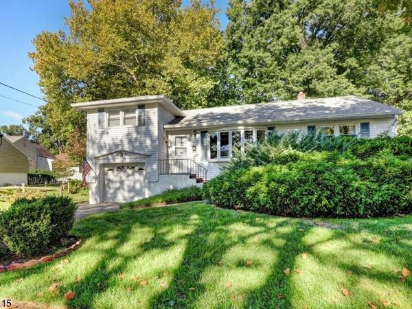 52 Otoole St, Westwood, NJ 07675