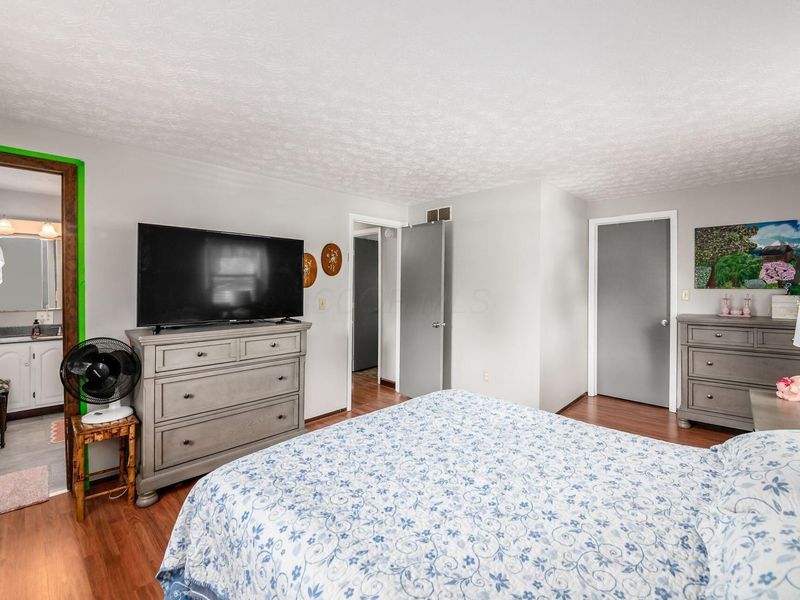 963 Hunt Valley Drive, Reynoldsburg, OH 43068 Photo 32