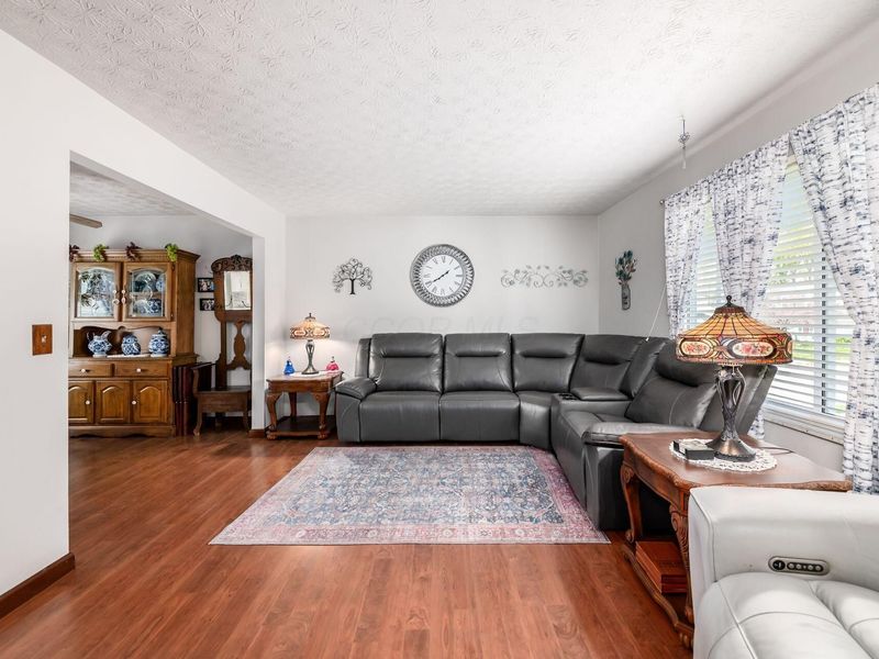 963 Hunt Valley Drive, Reynoldsburg, OH 43068 Photo 4