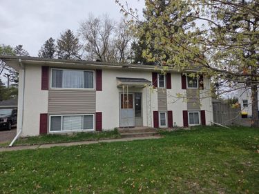 9152 Lexington Avenue N, Circle Pines, MN 55014