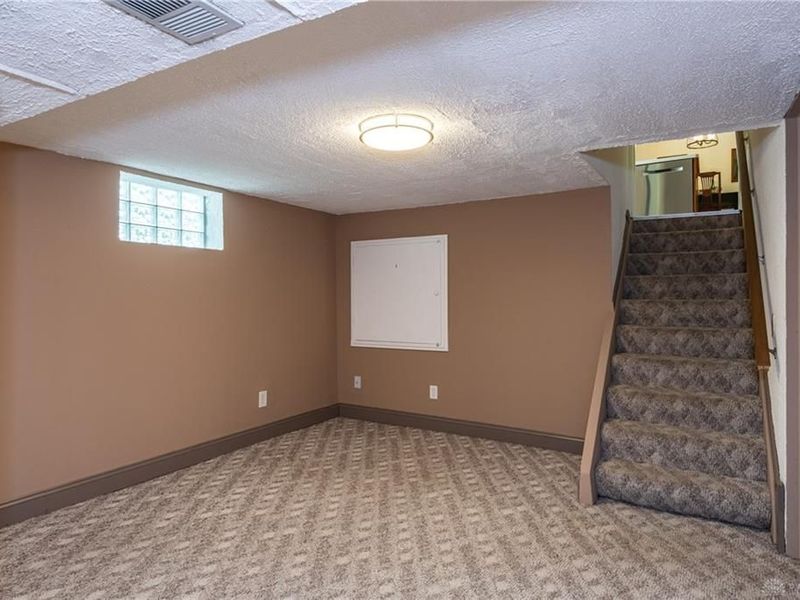 618 Krebs Avenue, Dayton, OH 45419 Photo 29