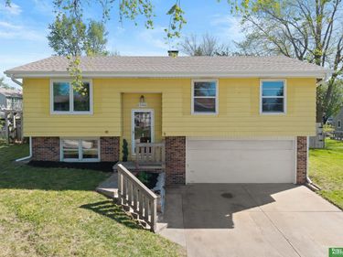 13401 Glenn Street , Omaha, NE 68138