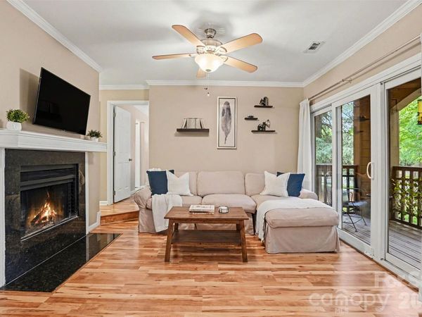 1109 E Morehead Street, Unit 5, Charlotte, NC 28204