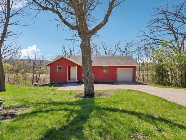 1525 Erfurth Road, Verona, WI 53593