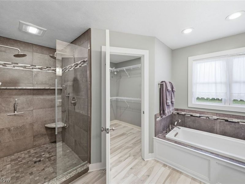 5245 Markwood Court, Valley City, OH 44280 Photo 4
