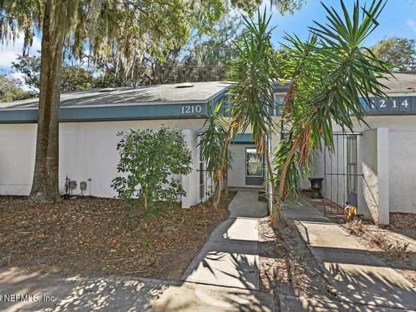 1210 WONDERWOOD Drive, Jacksonville, FL 32233