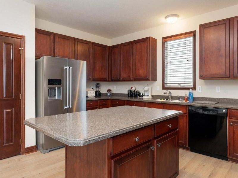 108 Sourwood Street, Pickerington, OH 43147 Photo 12