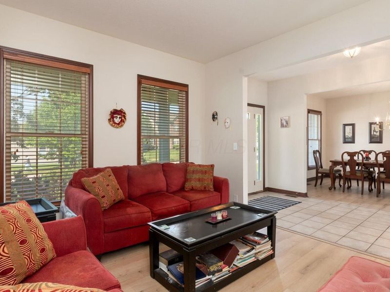 108 Sourwood Street, Pickerington, OH 43147 Photo 4