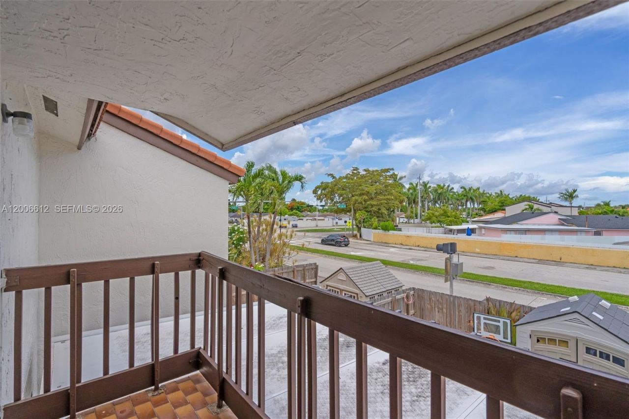 5725 SW 132nd Ct, Unit 21-5, Miami, FL 33183 Photo