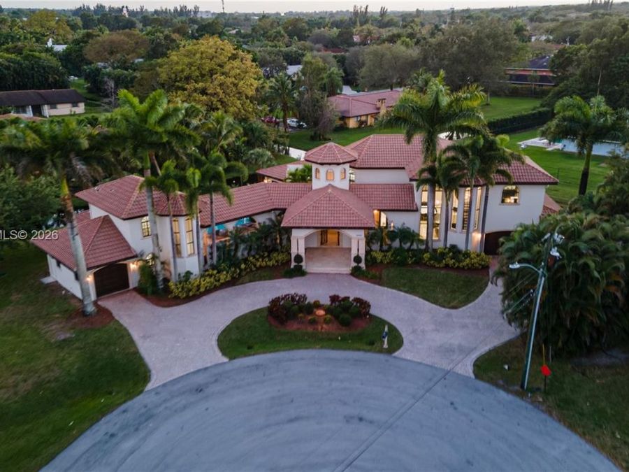 Property Image 8