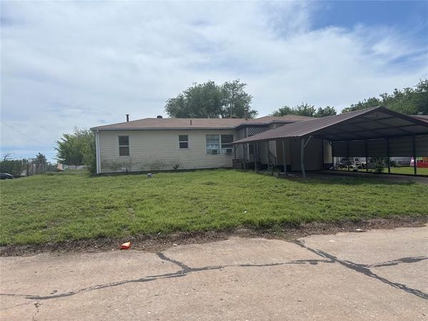 1116 Hickory Lane, Midwest City, OK 73110