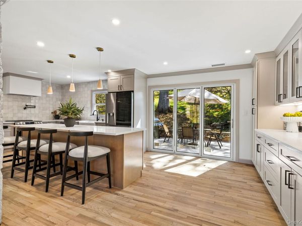 816 Hardscrabble Road , Chappaqua, NY 10514