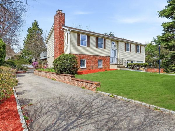 3 Macdonald Avenue , Armonk, NY 10504