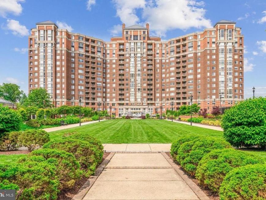 5809 Nicholson Lane, Unit 514, Rockville, MD 20852 Main Photo