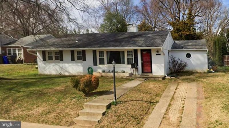 6027 27th Street N , Arlington, VA 22207 Main Photo