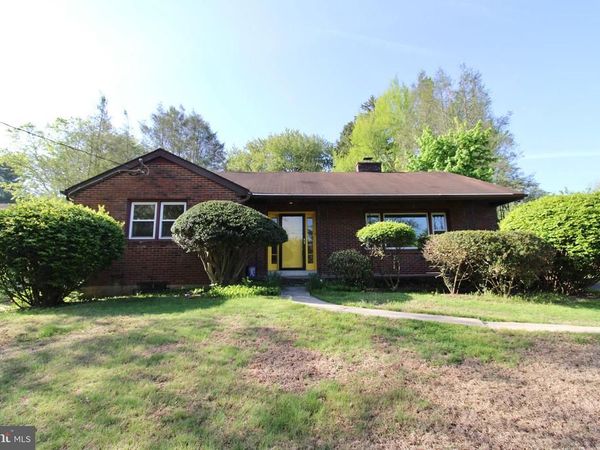 138 MEADOW LANE, LANCASTER, PA 17601