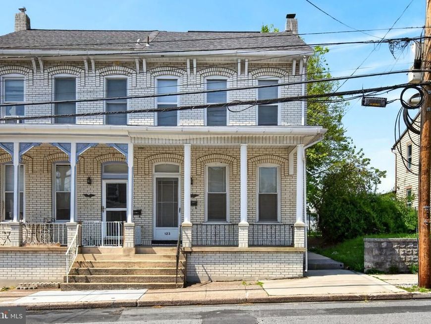 123 E Water Street, Middletown, PA 17057 Main Photo