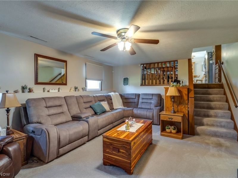 5029 Broadway Avenue NE, Louisville, OH 44641 Photo 23