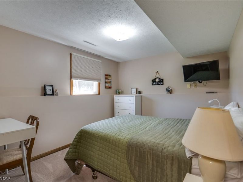 5029 Broadway Avenue NE, Louisville, OH 44641 Photo 25