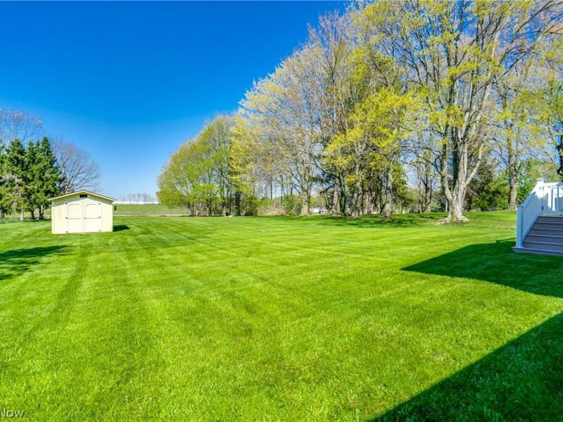 5029 Broadway Avenue NE, Louisville, OH 44641 Photo 27