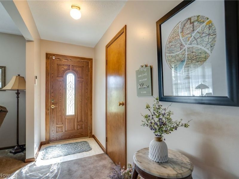 5029 Broadway Avenue NE, Louisville, OH 44641 Photo 5