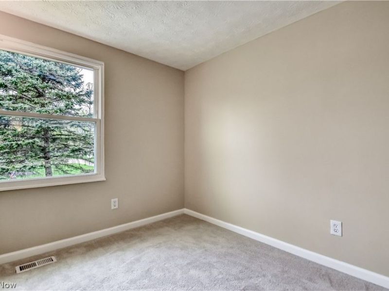 6996 Roe Boulevard , Madison, OH 44057 Photo 21