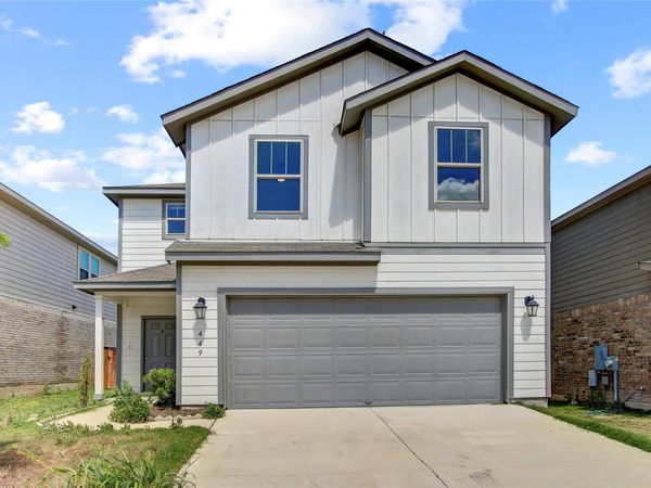 449 Stone Water LN , Jarrell, TX 76588