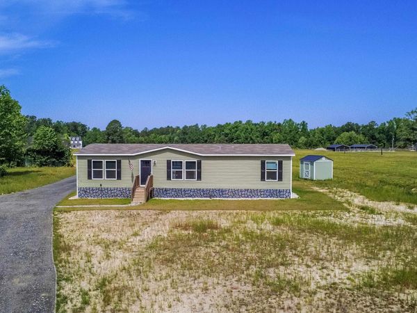 501 N Green Sea Rd. , Loris, SC 29569