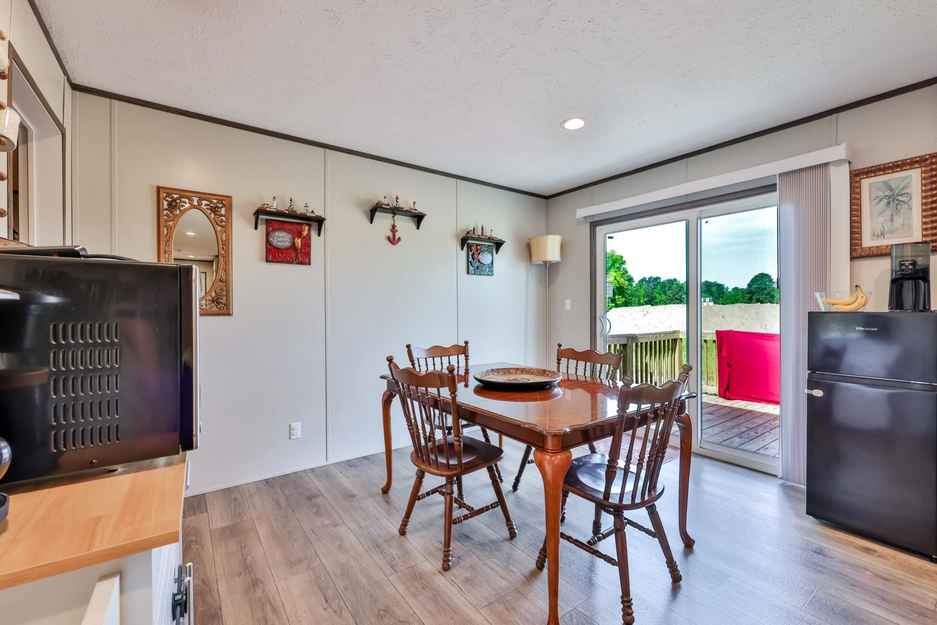 501 N Green Sea Rd.  Photo 9