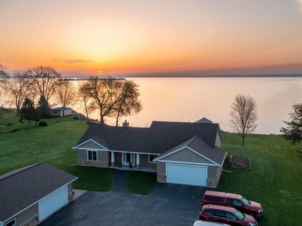 7878 S US HWY 45, Oshkosh, WI 54902