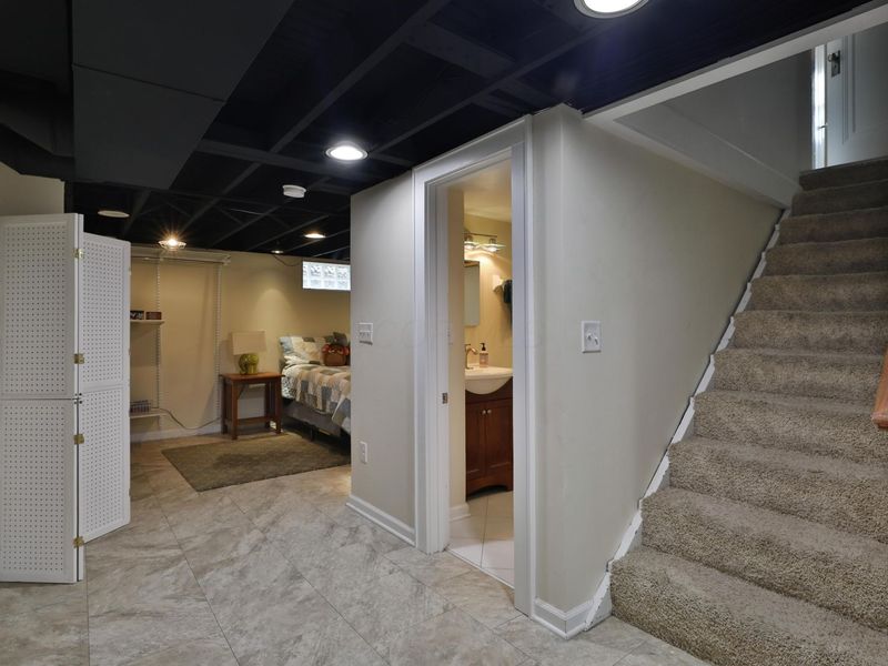 66 S Cassingham Road , Bexley, OH 43209 Photo 51