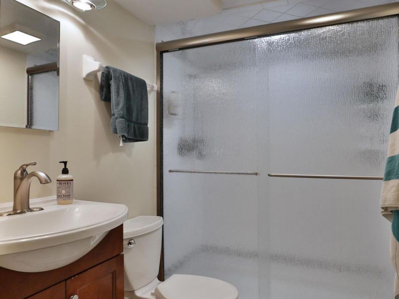 66 S Cassingham Road , Bexley, OH 43209 Photo 54