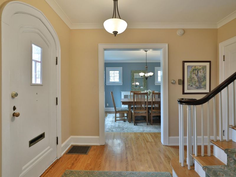 66 S Cassingham Road , Bexley, OH 43209 Photo 6